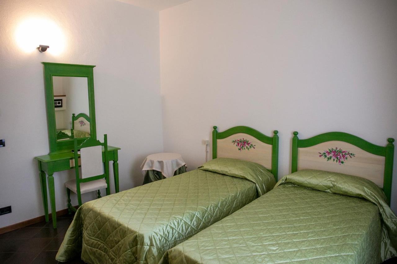 La Villetta Food & Drink Rooms For Rent - No Reception - LʼAquila Extérieur photo