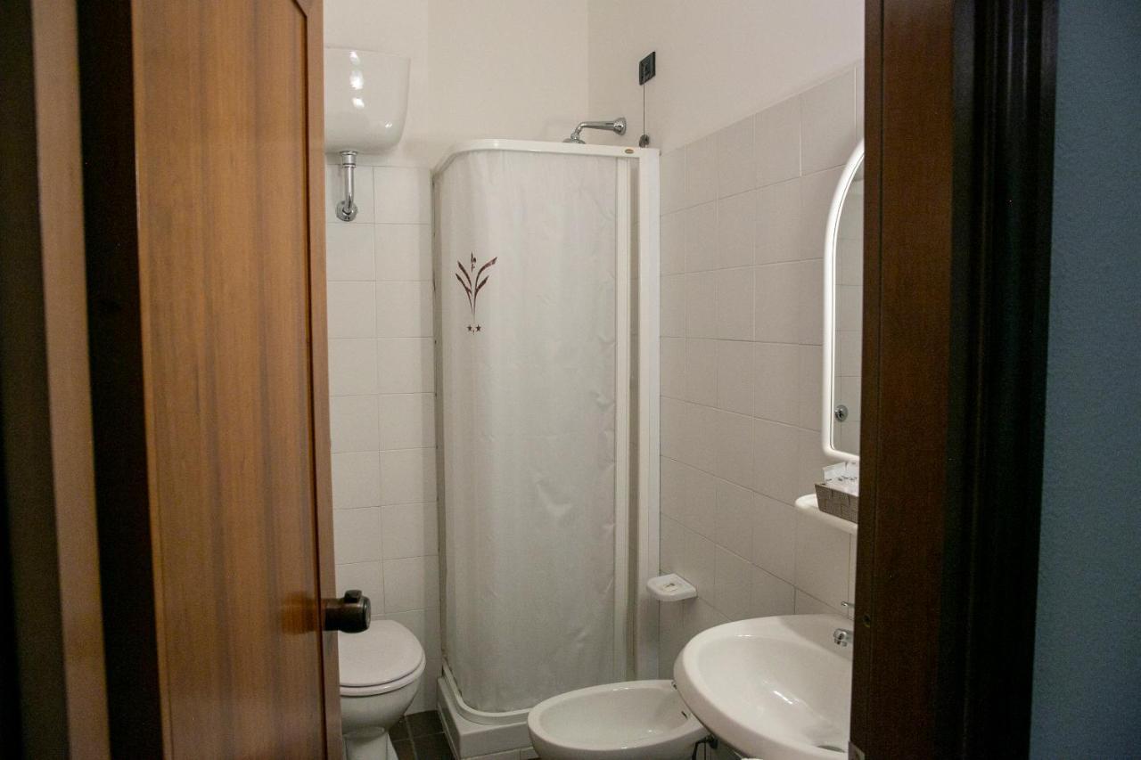 La Villetta Food & Drink Rooms For Rent - No Reception - LʼAquila Extérieur photo