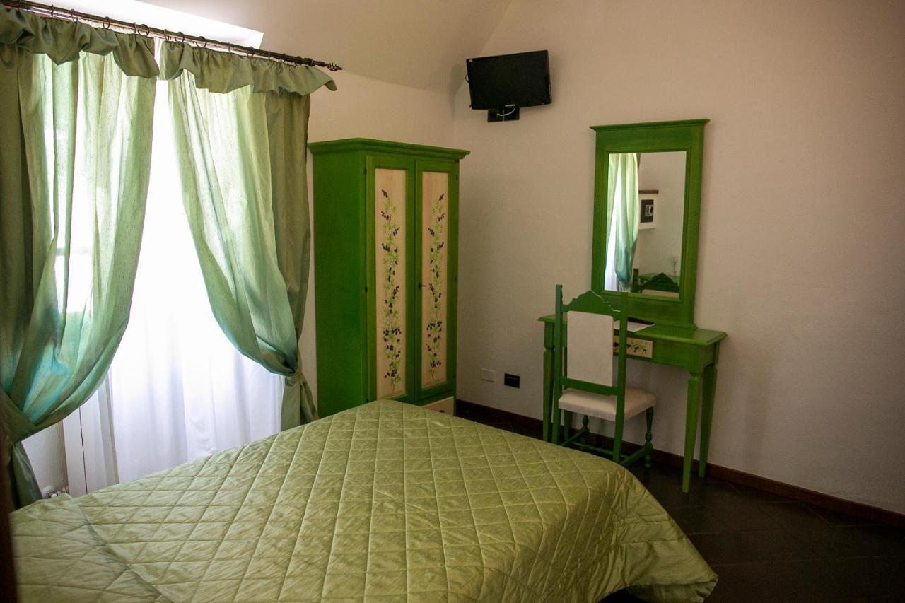 La Villetta Food & Drink Rooms For Rent - No Reception - LʼAquila Extérieur photo