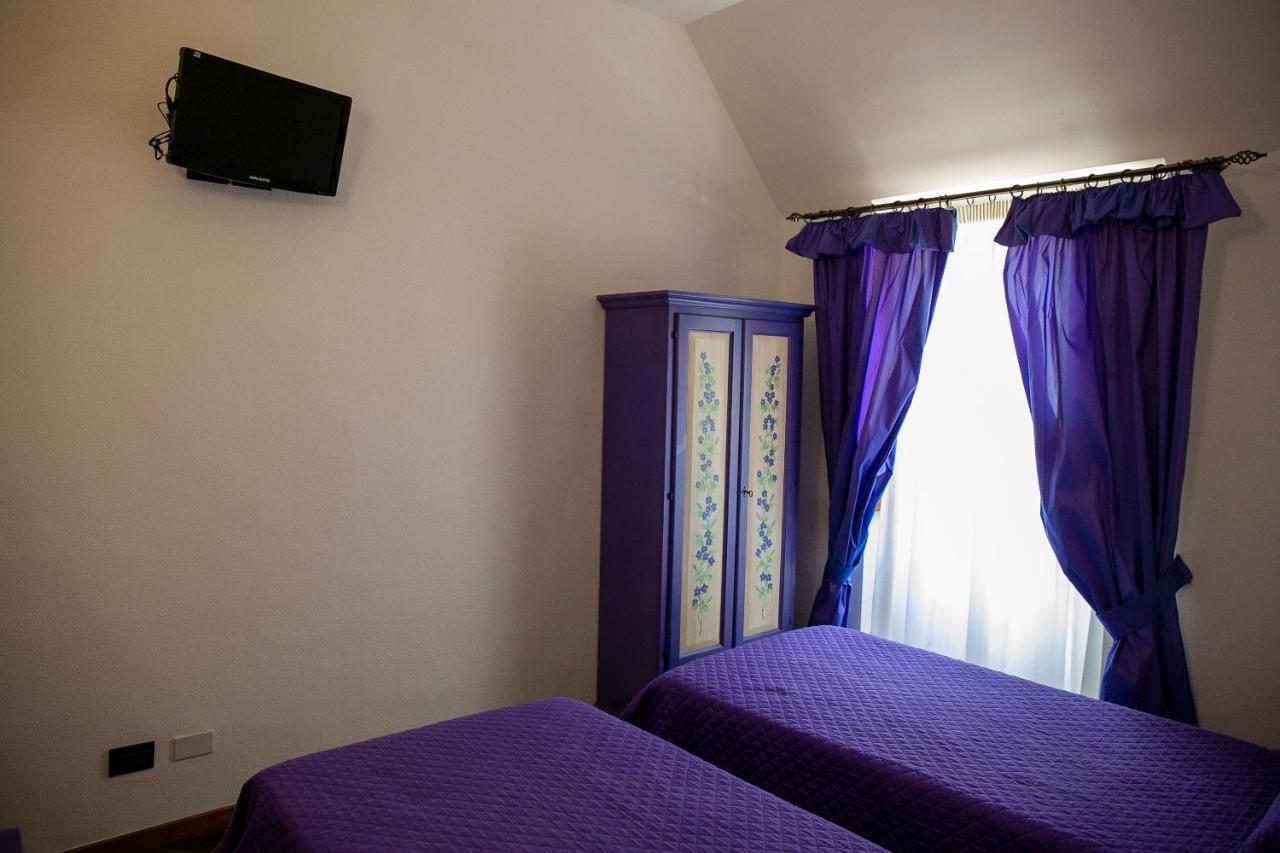 La Villetta Food & Drink Rooms For Rent - No Reception - LʼAquila Extérieur photo