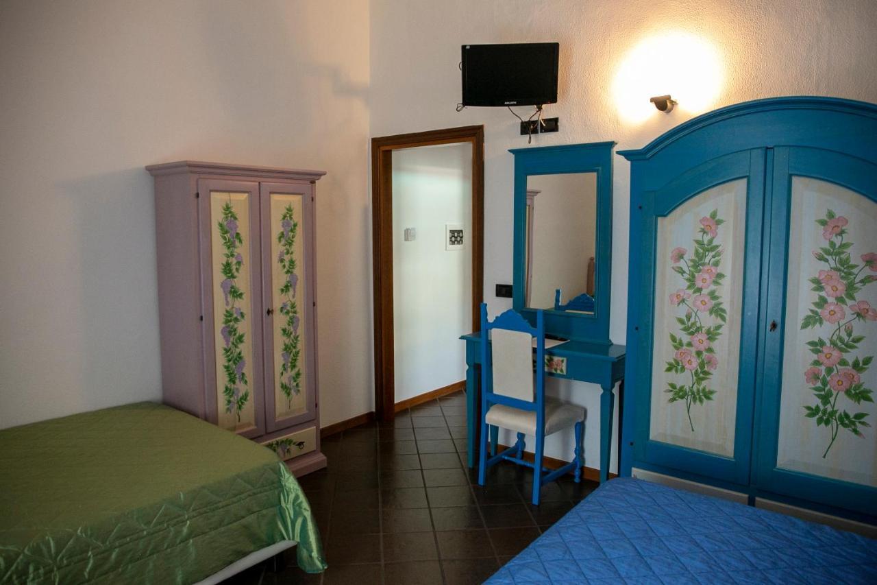 La Villetta Food & Drink Rooms For Rent - No Reception - LʼAquila Extérieur photo