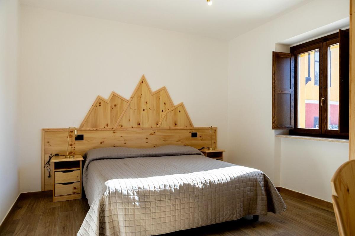 La Villetta Food & Drink Rooms For Rent - No Reception - LʼAquila Extérieur photo