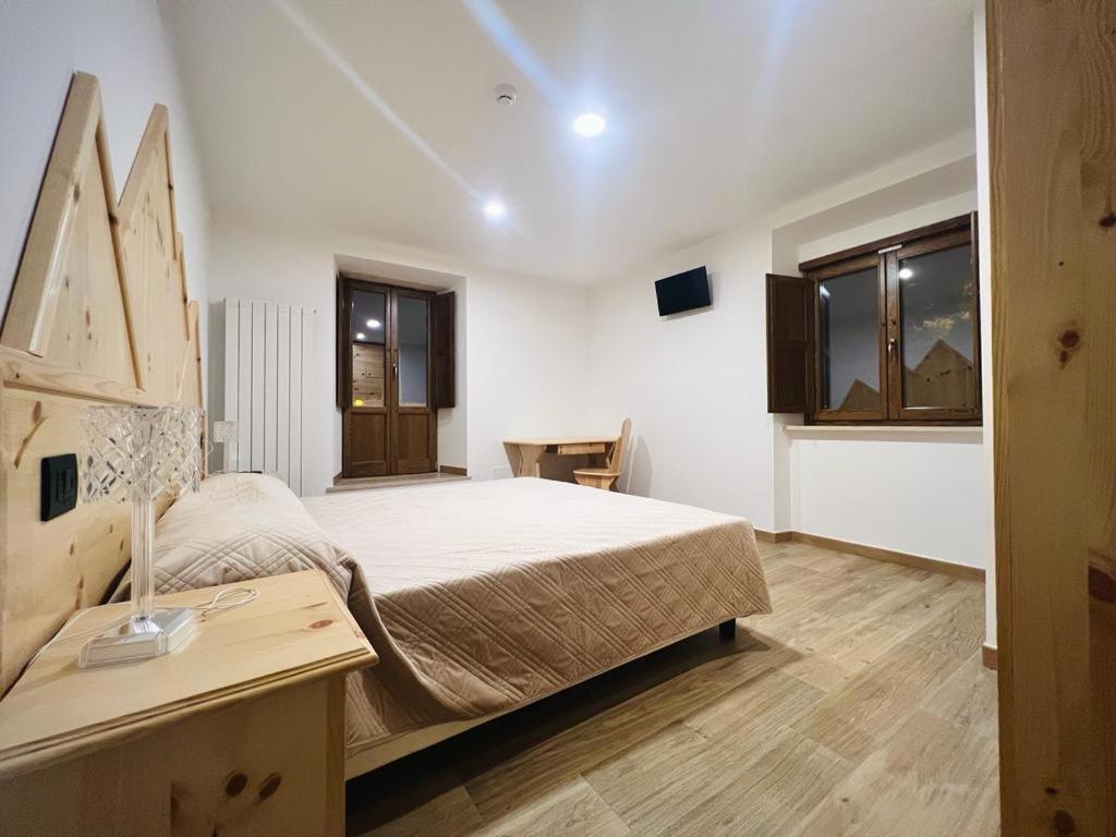 La Villetta Food & Drink Rooms For Rent - No Reception - LʼAquila Extérieur photo
